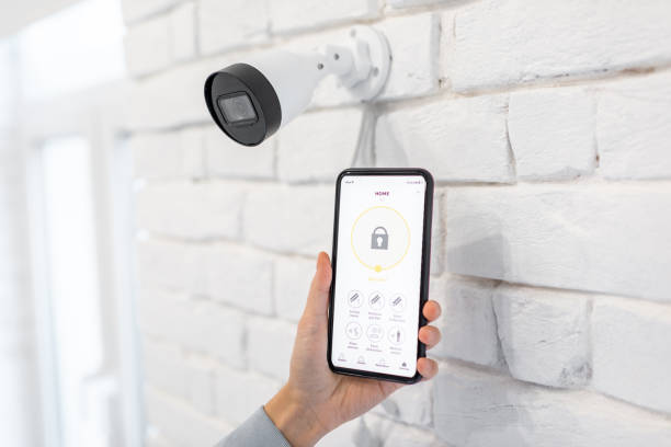 istock Controlling video surveillance with a smart phone 1215080655