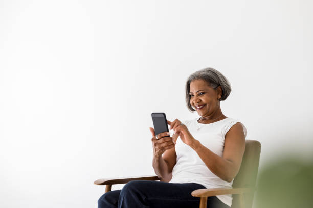 Woman maintains relationships while social distancing