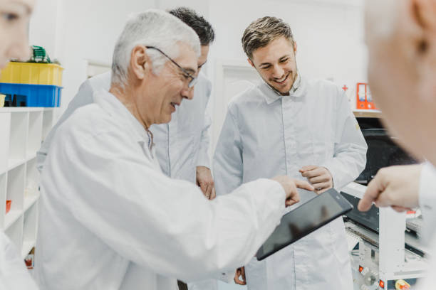 istock Team of Medical Research Scientists 1215195568