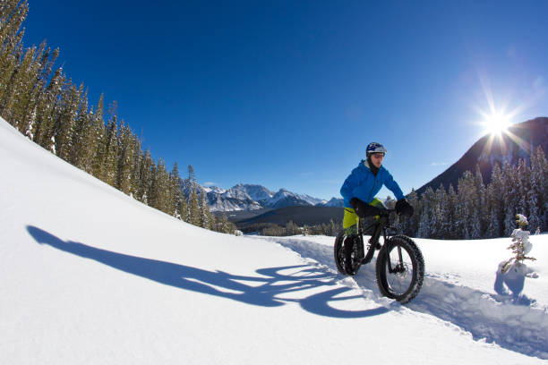 istock Winter Fat Bike Ride 1215211652