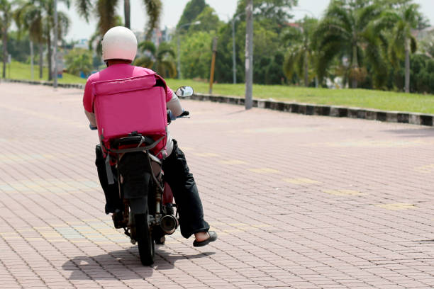 istock Covid-19: Food Delivery Service 1215284572