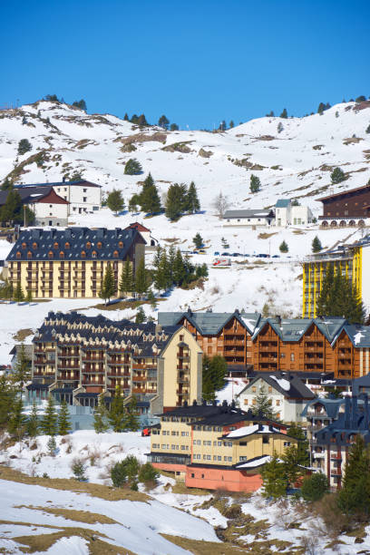 istock Candanchu ski resort 1215287958