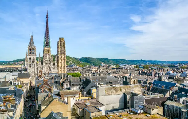 Photo of Panoramic view of Rouen, with the gothic Cathedral of Notre-Dame, on a sunny afternoon. Normandy, France.