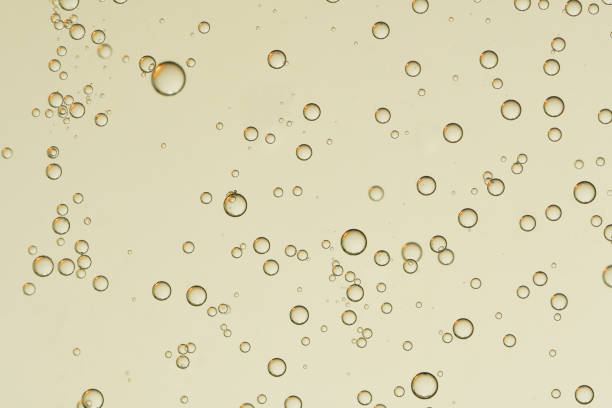 istock Golden fizz 1215347976