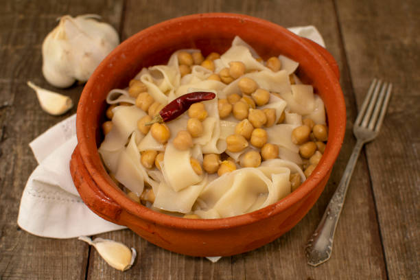 Macarrão Parafuso com Almôndegas de Calabresa Perfeito - receita deliciosa profissional - passo 3