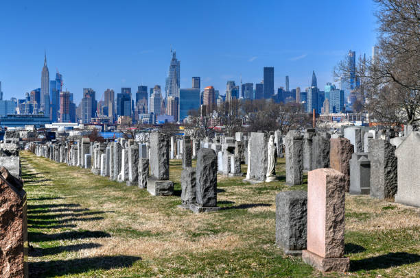 istock Calvary Cemetery - New York City 1215353317