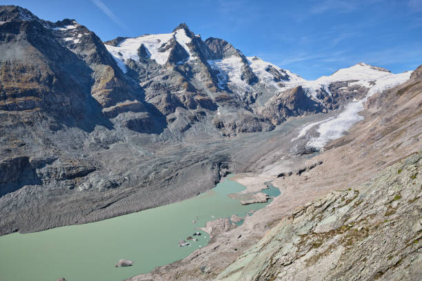 istock Grossglockner - Austria's highest peak from Kaiser-Franz-Josef-Hohe 1215354803