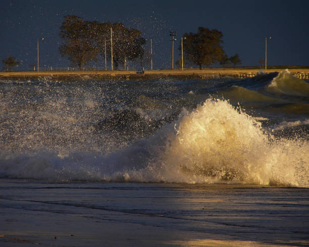 istock Lake Michigan 47 1215370546