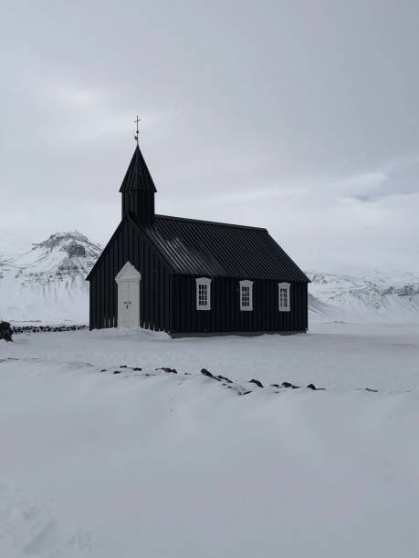 istock Outdoor scene in Iceland 1215390286