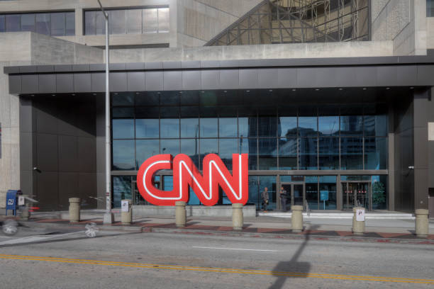 zeichen im cnn center in atlanta, georgia - cnn stock-fotos und bilder