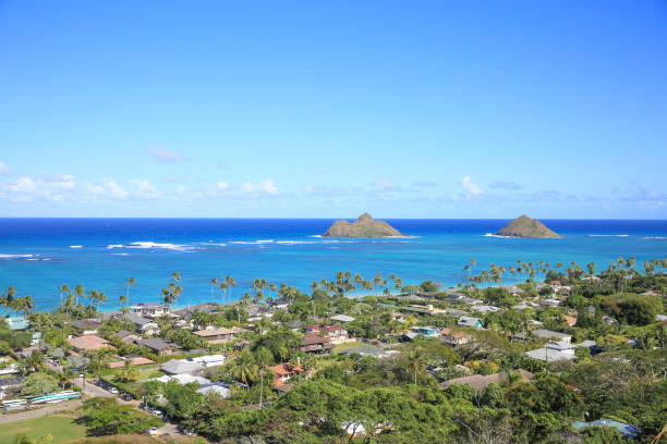 istock Lanikai Philbox Hike Ocean View 1215570999