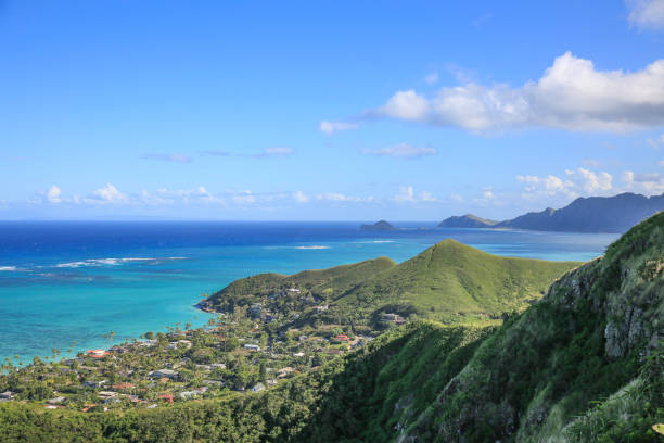 istock Lanikai Philbox Hike Ocean View 1215571073