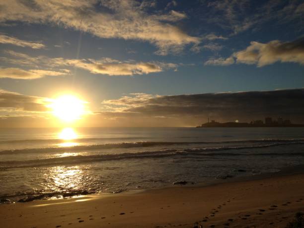 istock The sun rising over the beach in Mooloolaba 1215619033