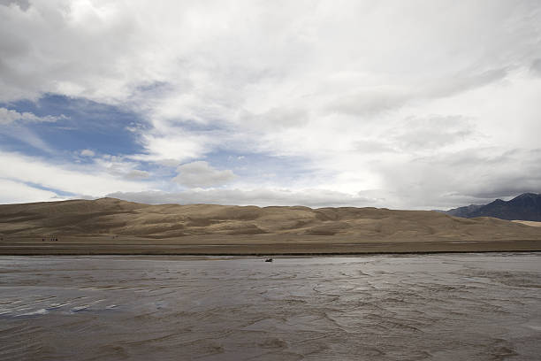 istock Great Sand Dunes Colorado 121567454