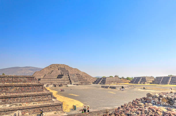 istock Teotihuacan archaeological site, Mexico 1215688307