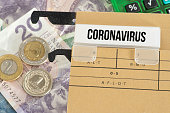 geld-polnische-zloty-und-coronavirus-in-polen.jpg?b=1&s=170x170&k=20&c=i3af7AqHAzWcYLm4ckFhSpgaJTTF5YJ-zbrCPW548Iw=