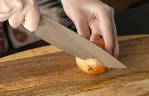 istock How to cut and chop onions 1215733778