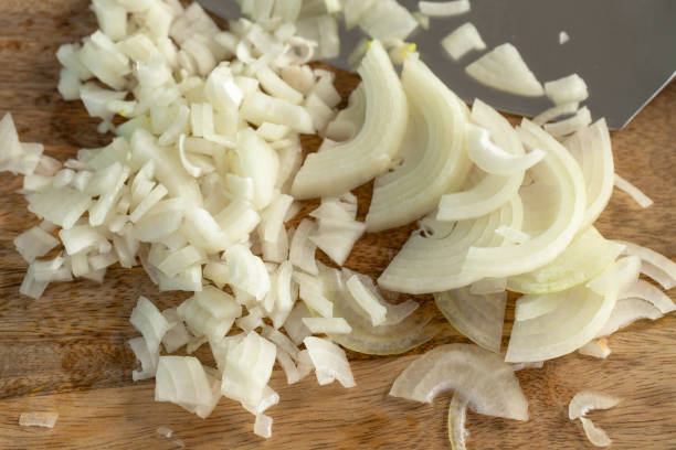 istock How to cut and chop onions 1215734189