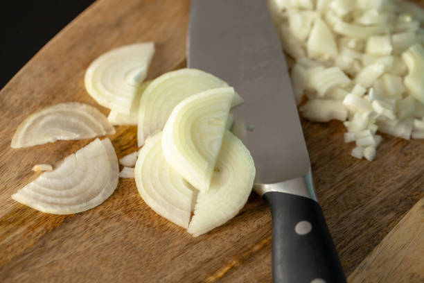 istock How to cut and chop onions 1215734236
