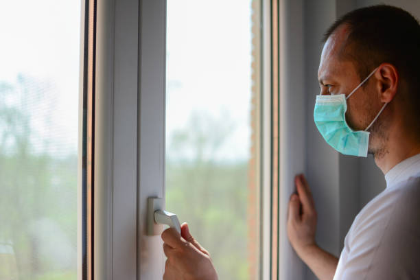 istock people who cannot leave the house due to an epidemic 1215749850