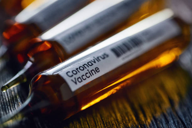 コロナウイルスワクチン - vial capsule pill nobody ストックフォトと画像