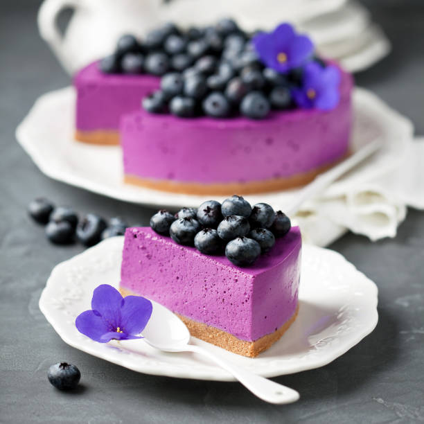 Blueberry cheesecake with fresh blueberries