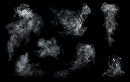 Juego de niebla o humo aislado sobre fondo negro. Nubedad blanca, niebla o fondo de smog. photo