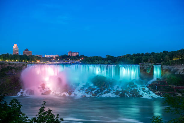 istock Niagara waterfalls at Night 1215889915