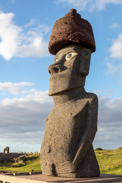 istock Mohai with white eyes in easter island 1215903657
