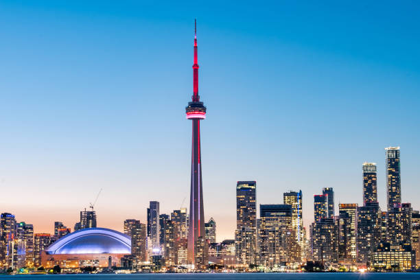 Toronto city skyline at night, Ontario, Canada Toronto city skyline at night, Ontario, Canada toronto stock pictures, royalty-free photos & images