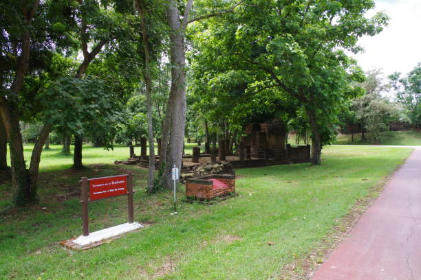 istock Si Satchanalai Historical Park 1216003413