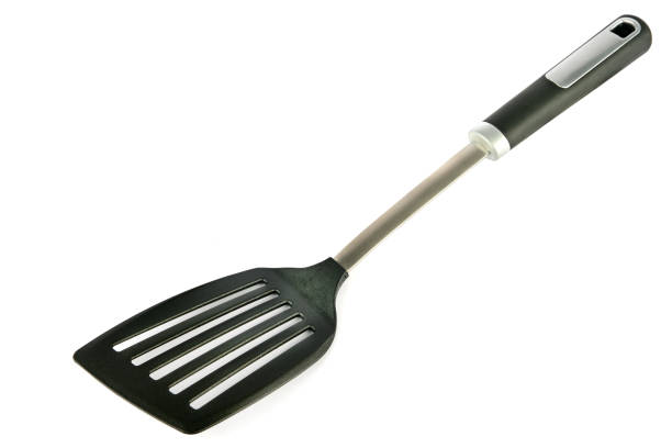 spatule de cuisine sur fond blanc isolé. - spatula photos et images de collection