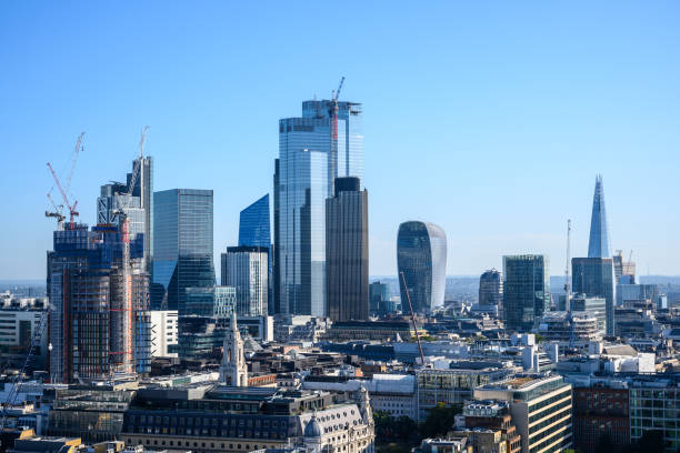 istock Looking into the City from Old Street 1216179936
