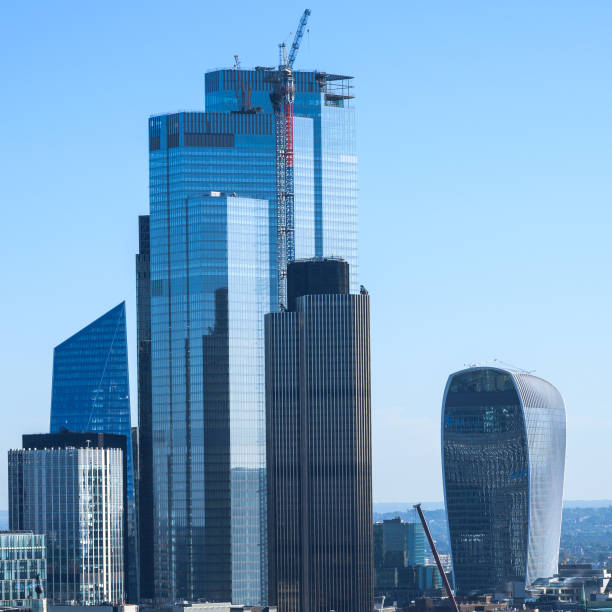 istock Looking into the City from Old Street 1216180147