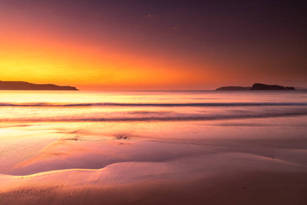 istock Hot Summer Dawn Seascape 1216261920