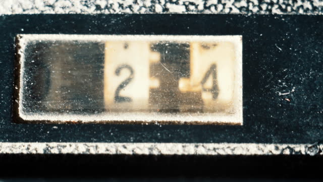 Analog counter, number counting