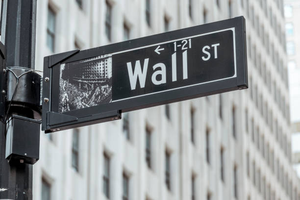 istock Wall Street Sign 1216288541