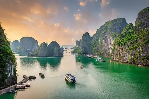 Halong Bay Pictures | Download Free Images on Unsplash