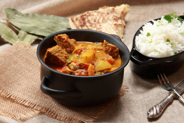 caxemira rogan josh - beef bowl curry dish curry sauces - fotografias e filmes do acervo