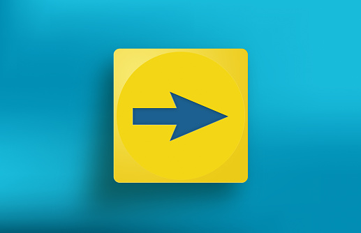 Yellow cube with Arrow icon on blue background. Horizontal composition with copy space.