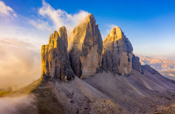 tres alturas de lavaredo - alto adige summer travel destinations vacations fotografías e imágenes de stock