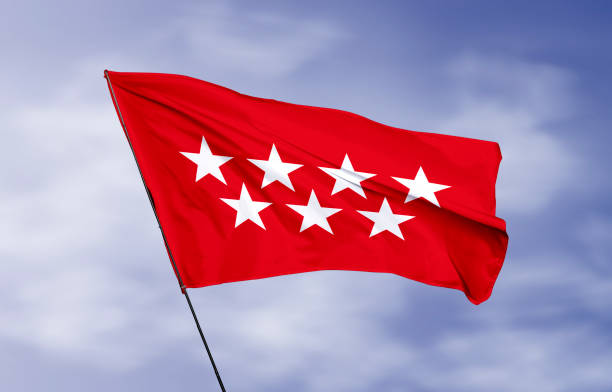 Madrid community flag with ripple effect illustration Madrid is the capital and most populous city of Spain. The city has almost 3.3 million inhabitants and a metropolitan area population of approximately 6.5 million. the flag of the madrid spain stock pictures, royalty-free photos & images