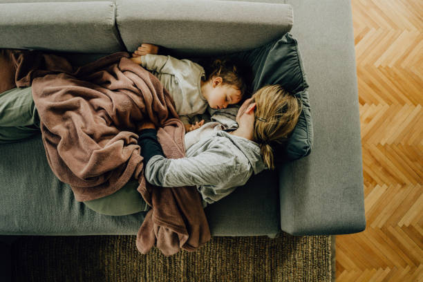 taking a nap together - baby blanket imagens e fotografias de stock