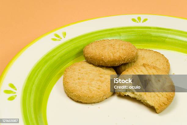 Snack Von Cookies Stockfoto und mehr Bilder von Angebissen - Angebissen, Bedecken, Biscotti