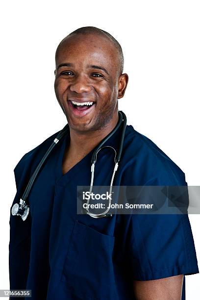 Foto de Médico Homem e mais fotos de stock de Fundo Branco - Fundo Branco, Profissional de enfermagem, Afro-americano