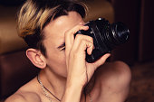 junger-attraktiver-fotograf.jpg?b=1&s=170x170&k=20&c=bcalOMv64WaLJiwjHx_9nY-7q0iaOjOfO3_XRd5GO_U=