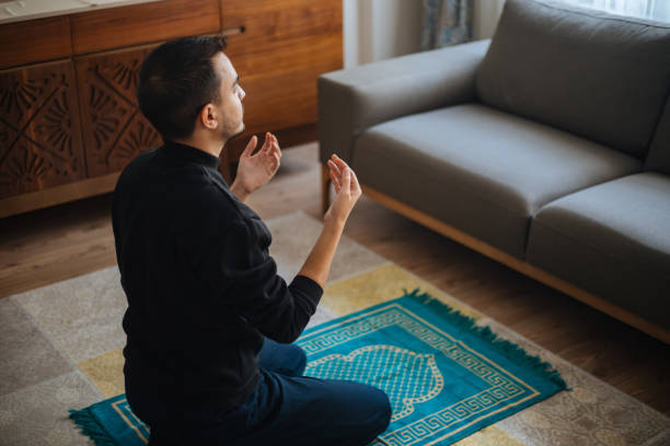 istock Muslims prayer at home 1216660117