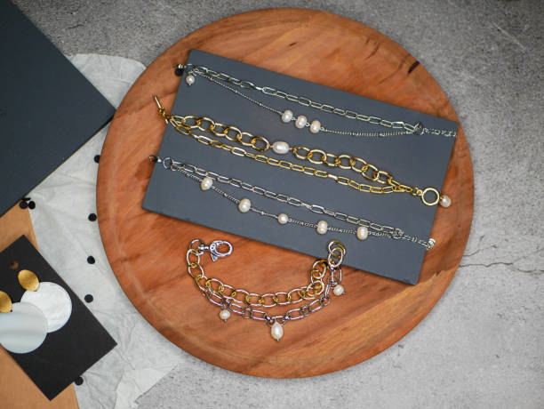 istock Gold chains. Valentines Day. A precious gift from your beloved on Valentines Day. valuable jewelry. Purchases of precious metals. Flat lay 1216755227