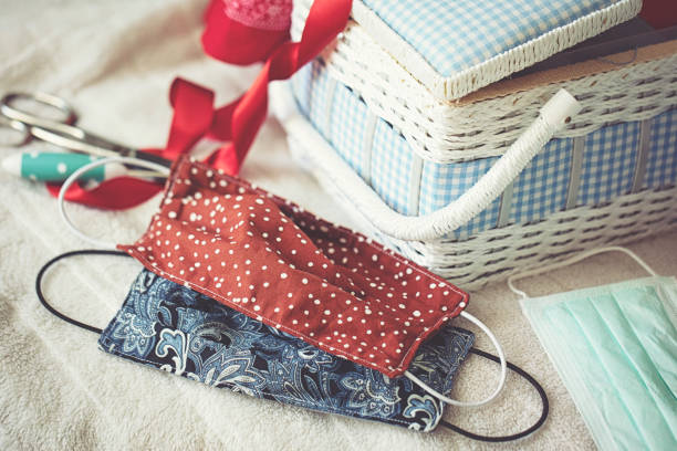 Sewing accessories to sew a face mask