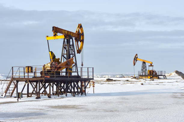 istock Oil pump cold winter and snow 1216787120